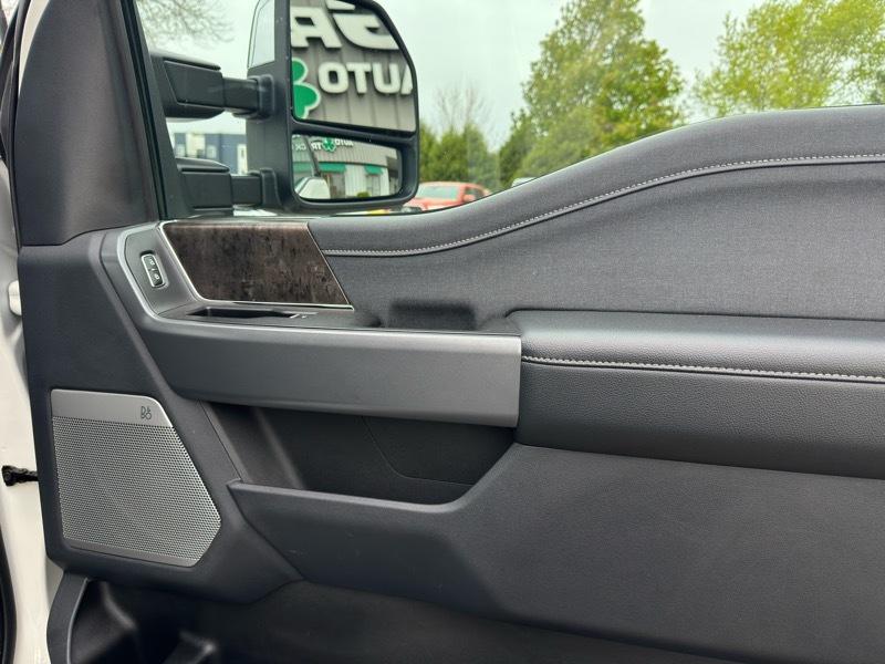 Ford F-350 SD King Ranch Crew Cab Long Bed 4WD 2023