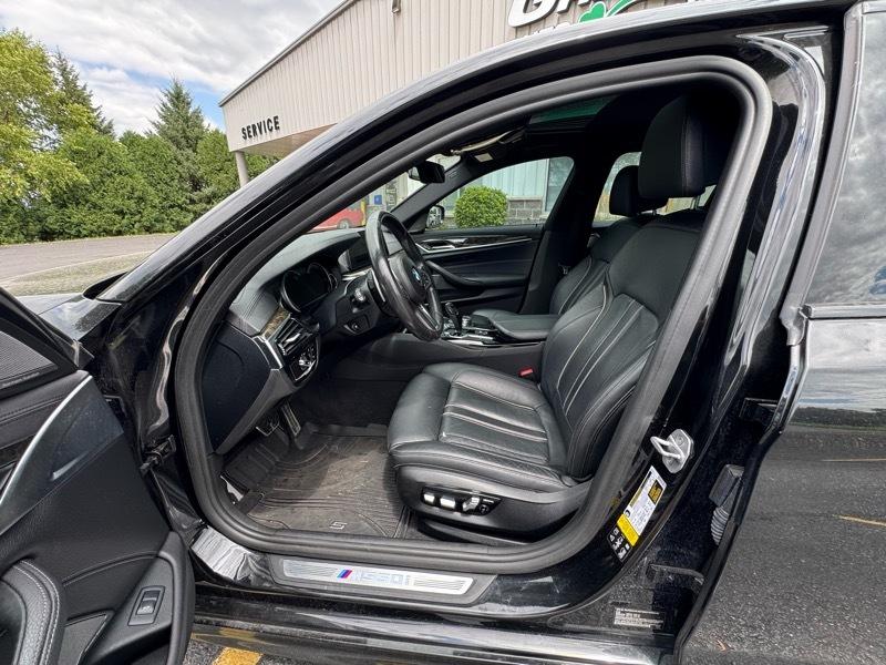 BMW 5-Series M550i xDrive 2018