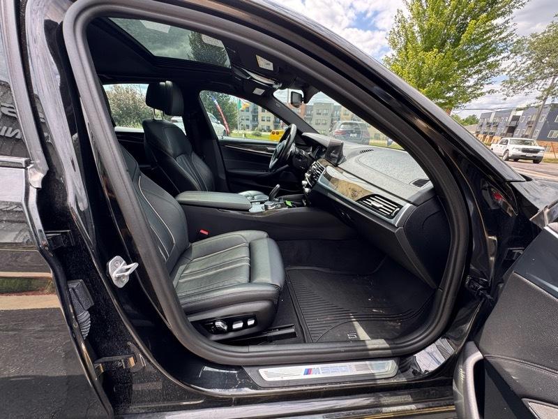BMW 5-Series M550i xDrive 2018