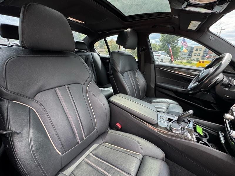 BMW 5-Series M550i xDrive 2018