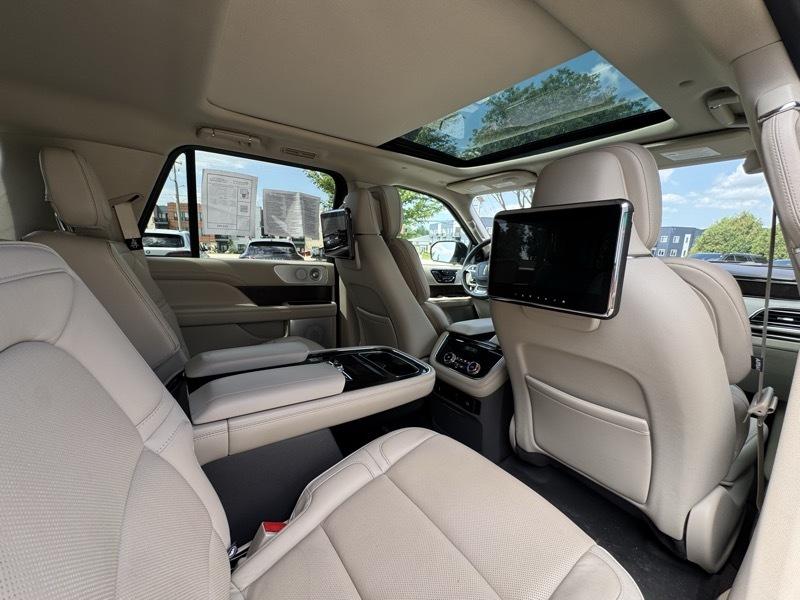 Lincoln Navigator L Reserve 4WD 2018