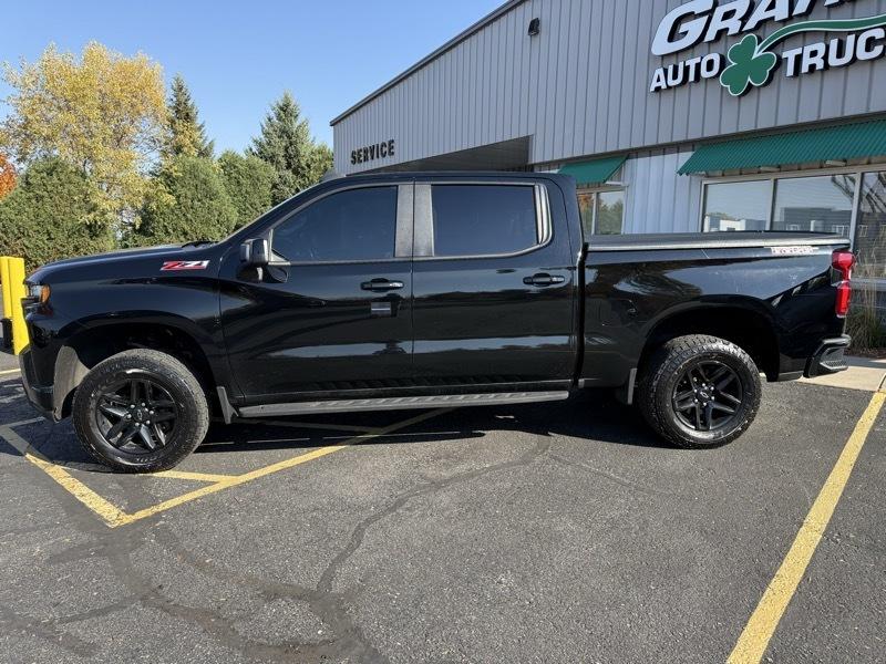 Chevrolet Silverado 1500 Limited LT Trail Boss Crew Cab Long Box 4WD 2022