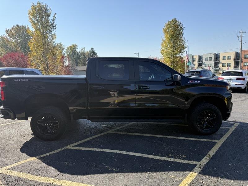 Chevrolet Silverado 1500 Limited LT Trail Boss Crew Cab Long Box 4WD 2022