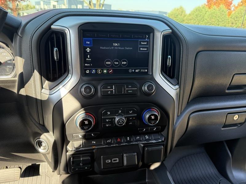 Chevrolet Silverado 1500 Limited LT Trail Boss Crew Cab Long Box 4WD 2022