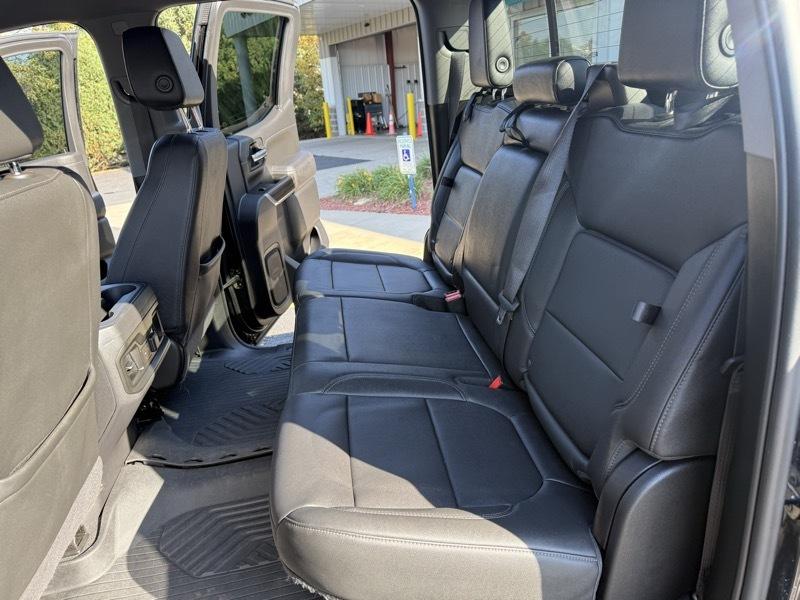 Chevrolet Silverado 1500 Limited LT Trail Boss Crew Cab Long Box 4WD 2022