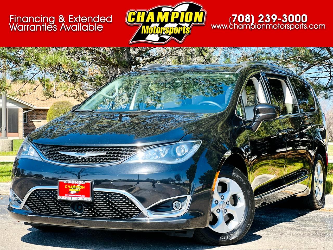2017 Chrysler Pacifica Touring-L Plus FWD