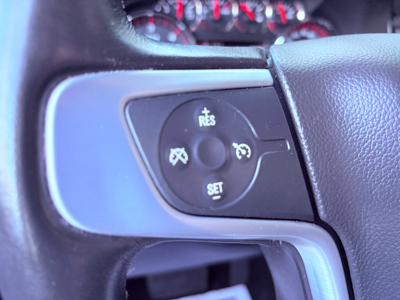 GMC Yukon 4WD 4dr SLE 2016