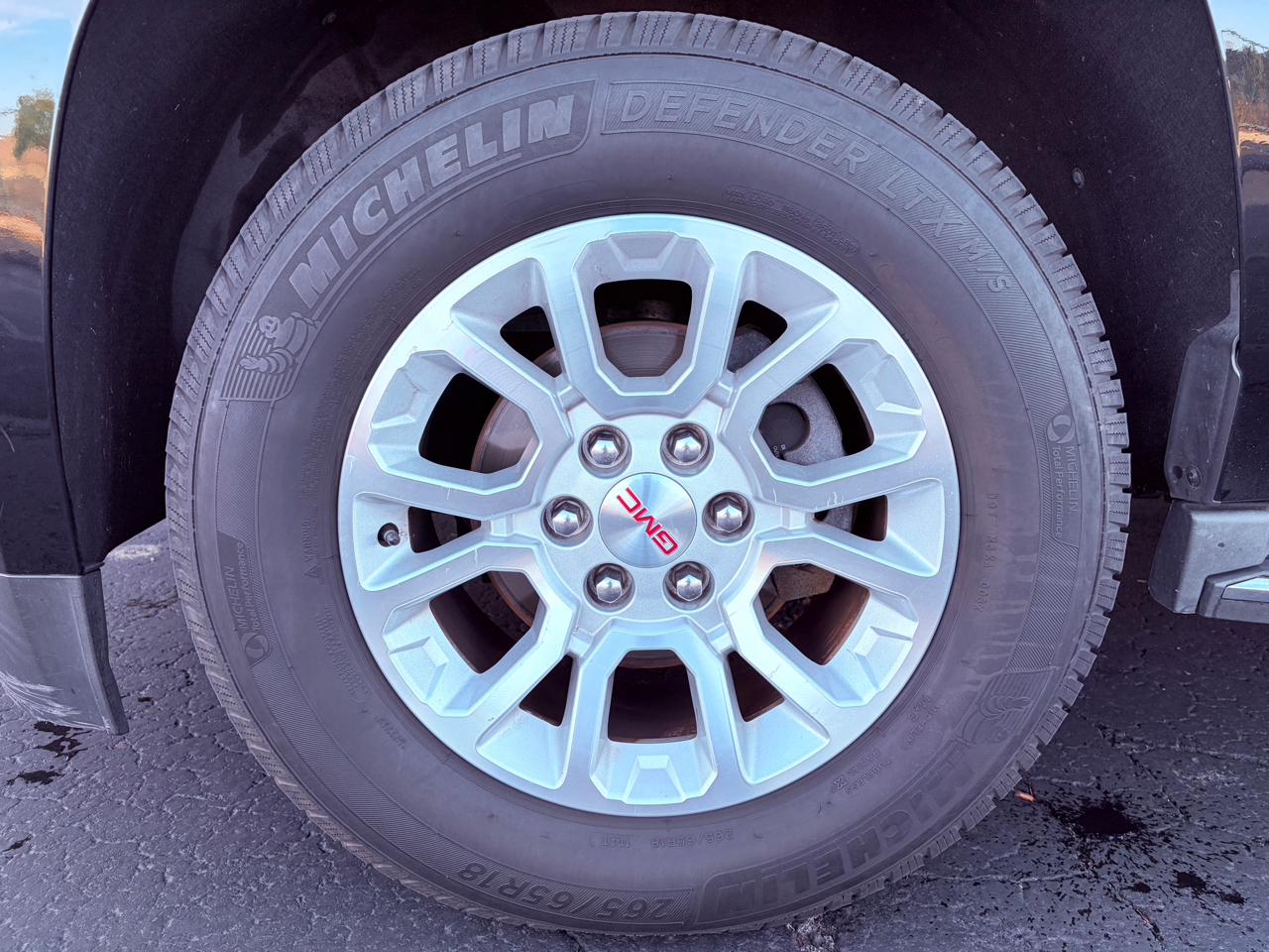GMC Yukon 4WD 4dr SLE 2016