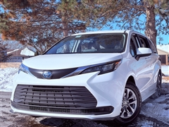 2024 Toyota Sienna 