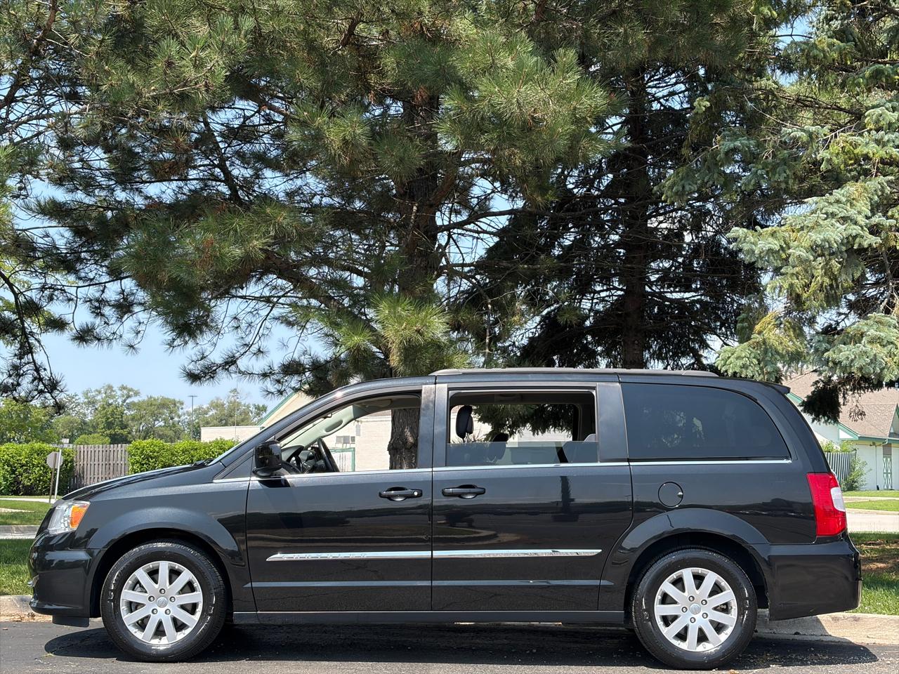 Chrysler Town & Country 4dr Wgn Touring 2016