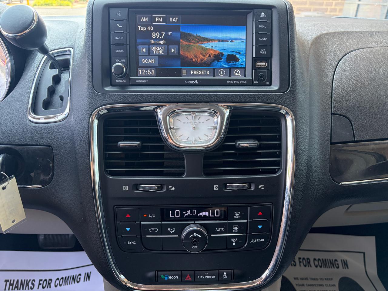 Chrysler Town & Country 4dr Wgn Touring 2016