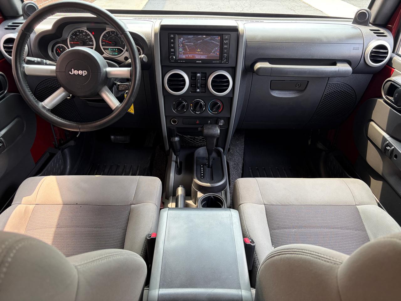 Jeep Wrangler Unlimited 4WD 4dr Sahara 2010
