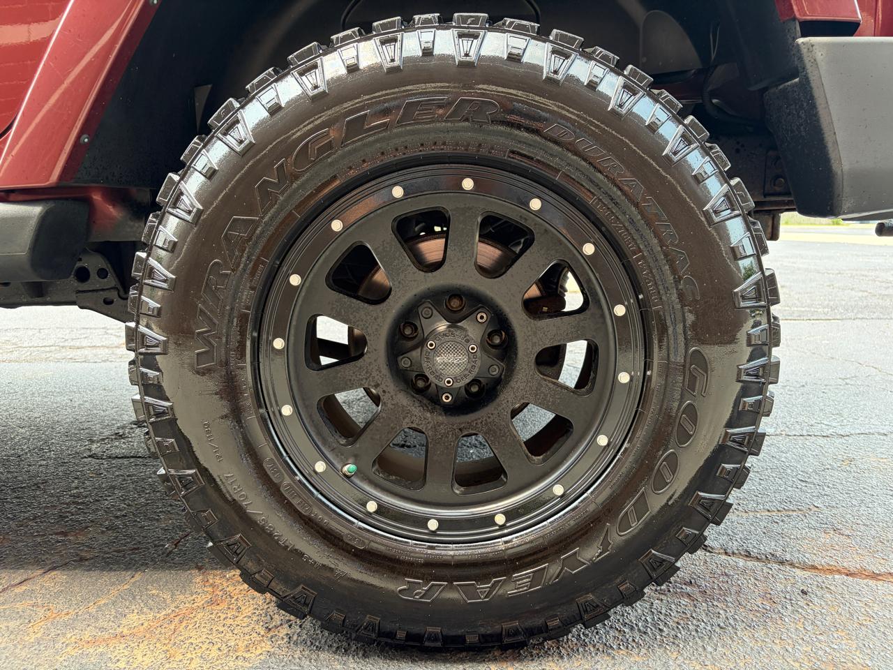 Jeep Wrangler Unlimited 4WD 4dr Sahara 2010