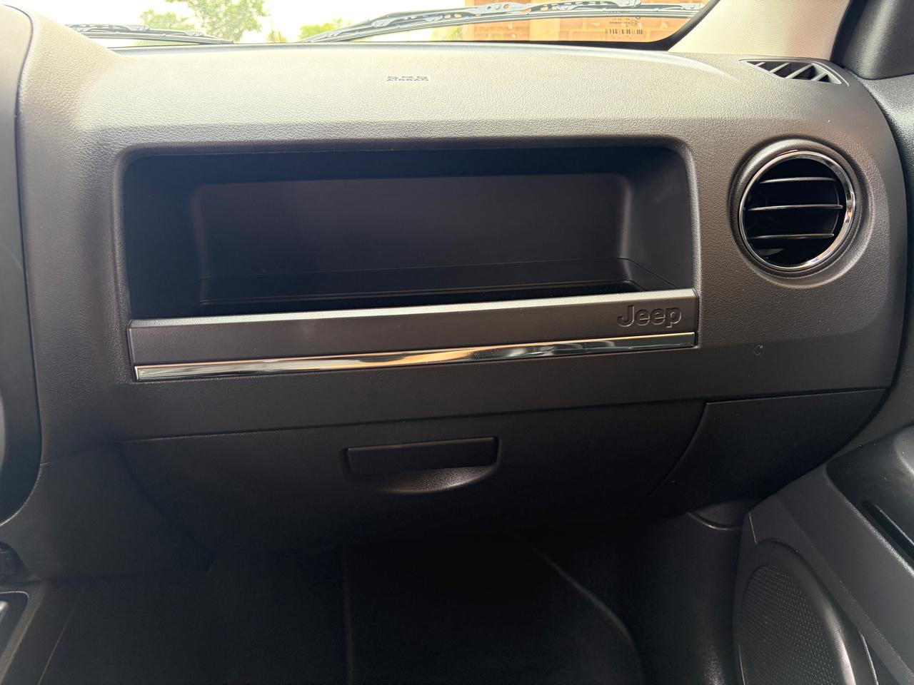 Jeep Patriot 4WD 4dr Limited 2010