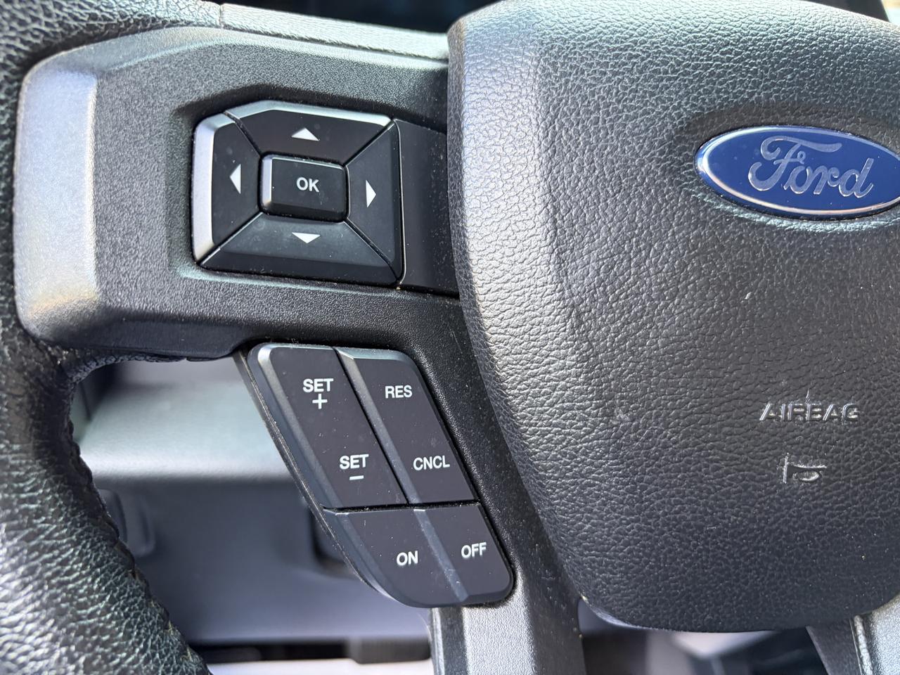 Ford F-150 4WD SuperCrew 145" XLT 2015