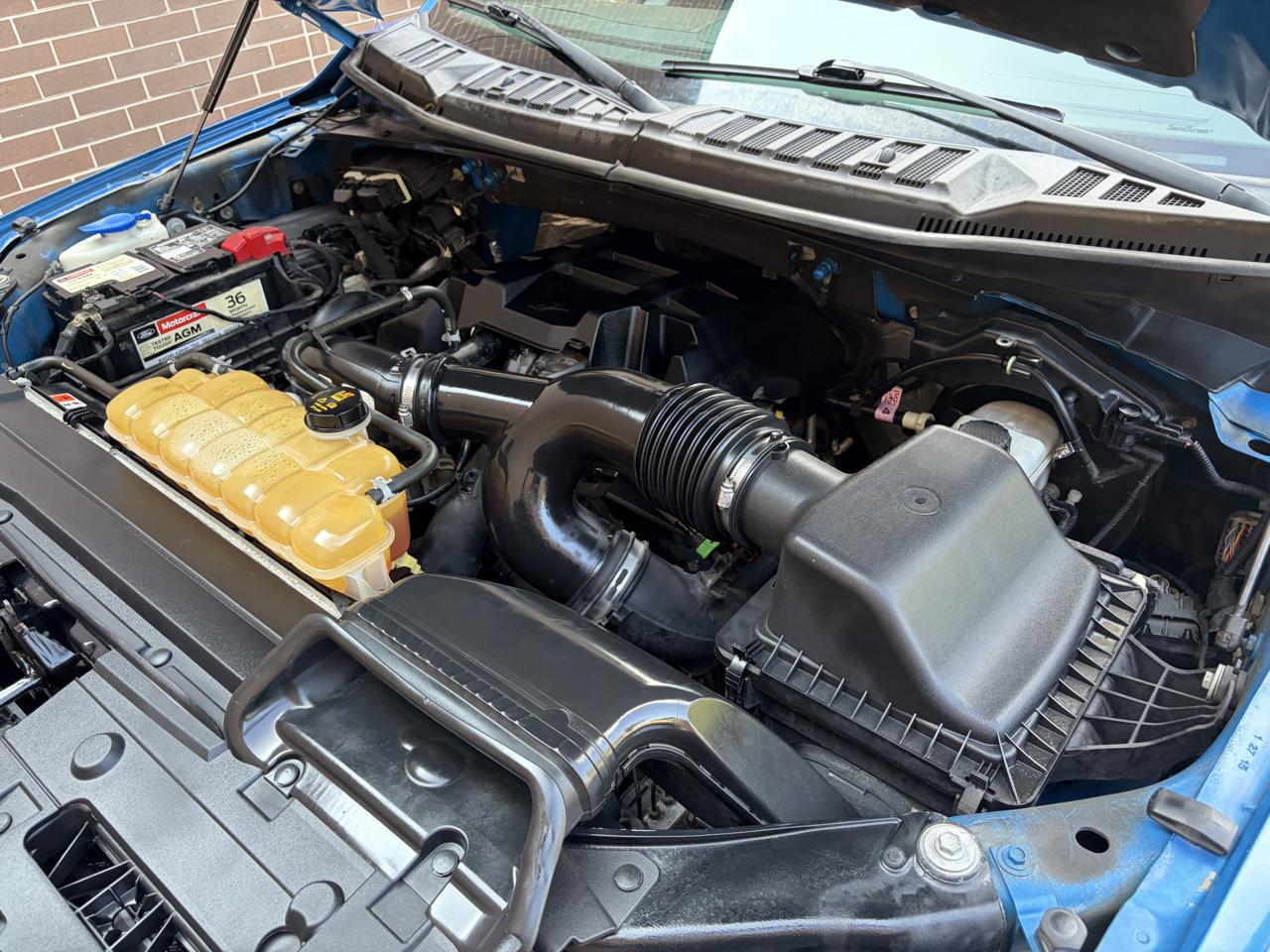 Ford F-150 4WD SuperCrew 145" XLT 2015