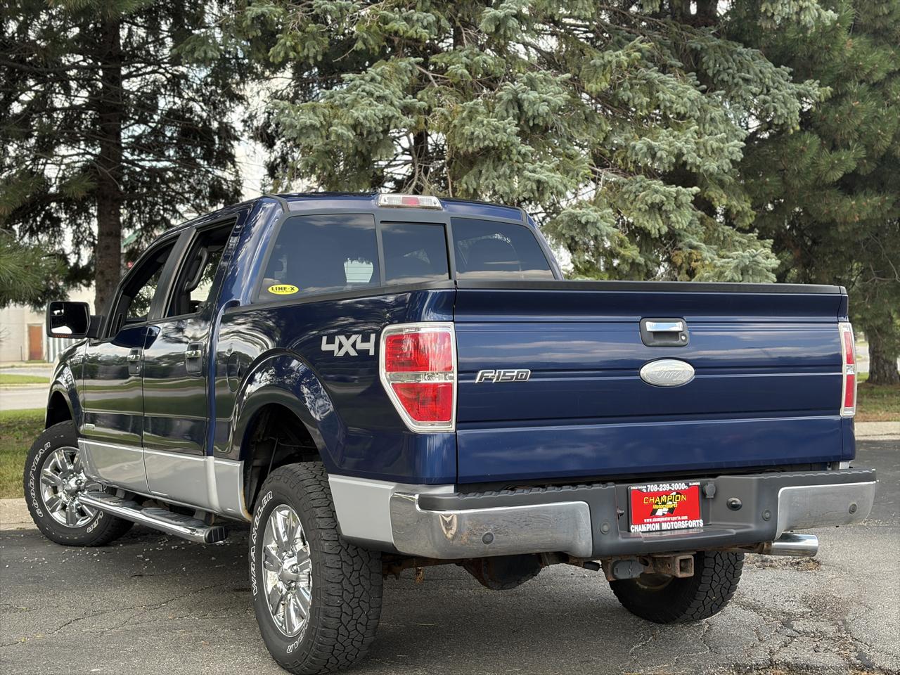 Ford F-150 4WD SuperCrew 145" XLT 2012