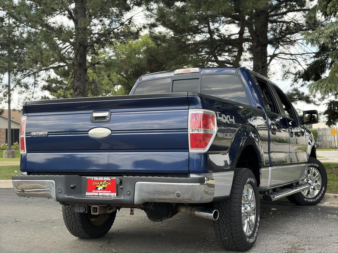 Ford F-150 4WD SuperCrew 145" XLT 2012