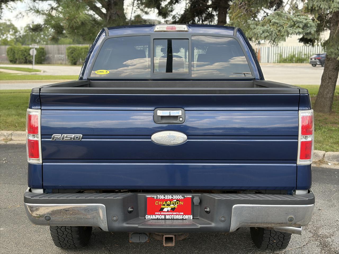 Ford F-150 4WD SuperCrew 145" XLT 2012