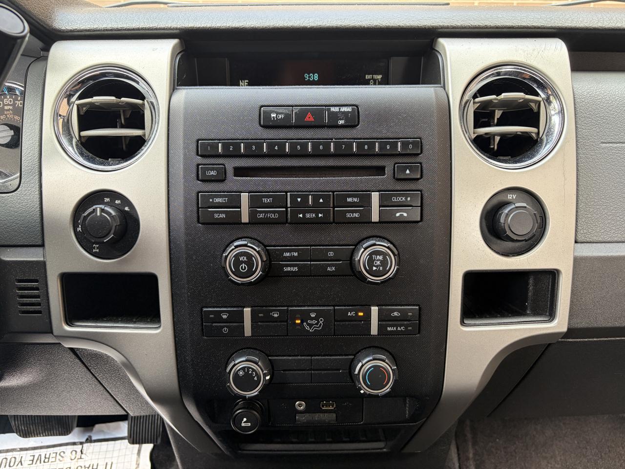 Ford F-150 4WD SuperCrew 145" XLT 2012