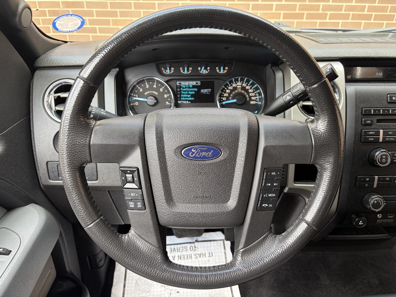 Ford F-150 4WD SuperCrew 145" XLT 2012