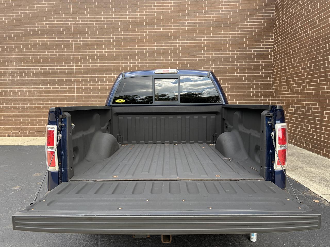 Ford F-150 4WD SuperCrew 145" XLT 2012