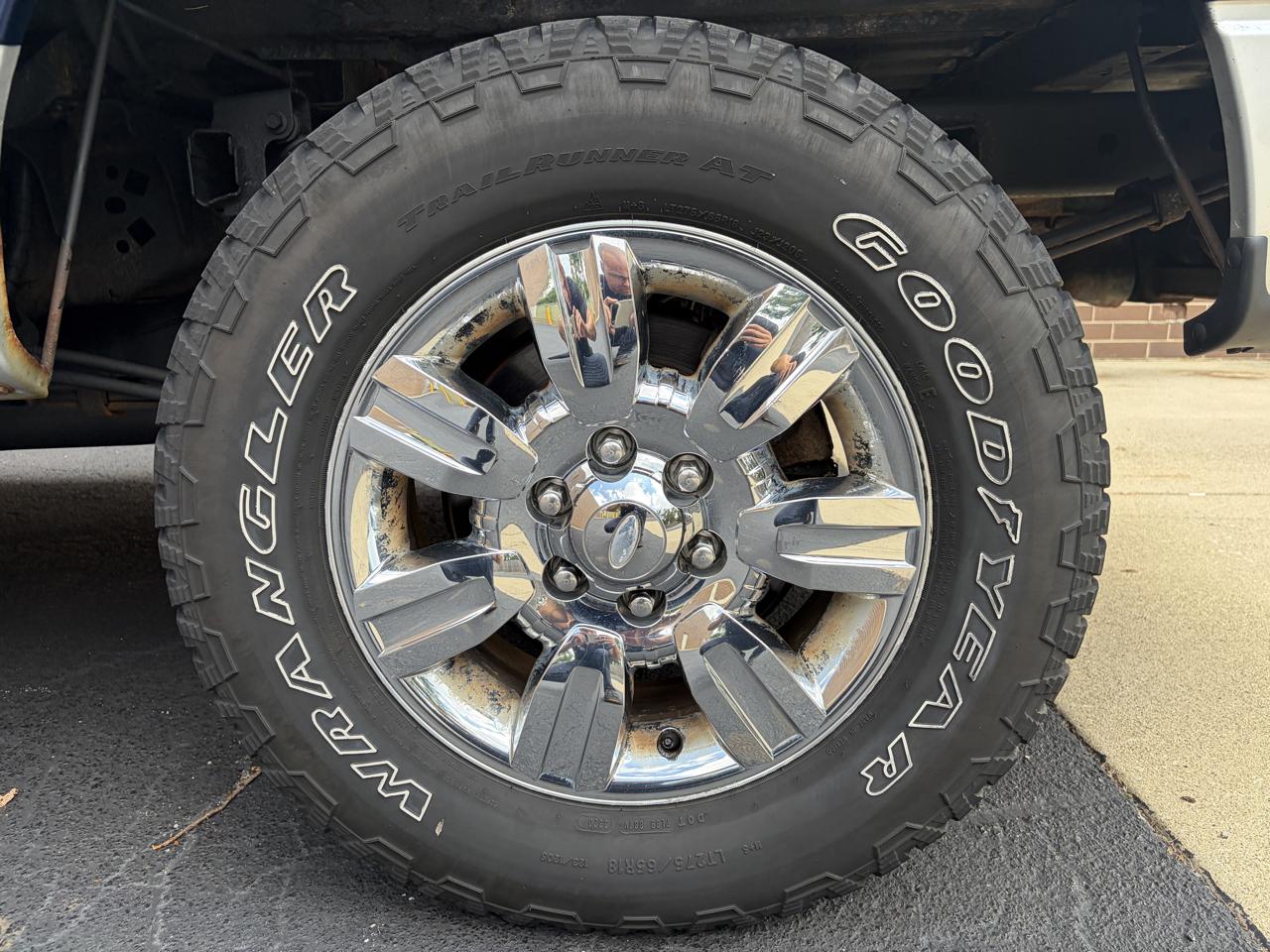 Ford F-150 4WD SuperCrew 145" XLT 2012