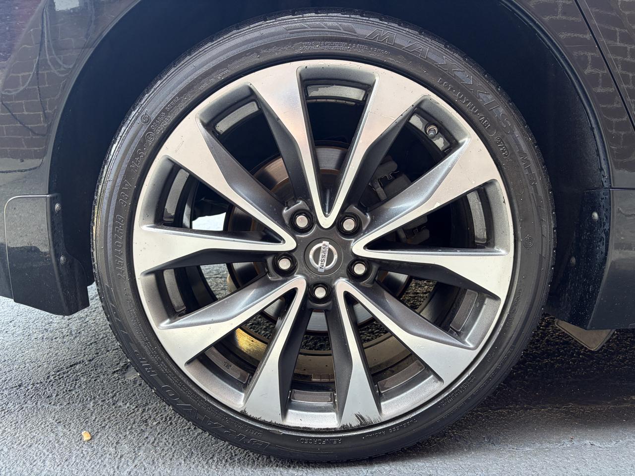 Nissan Maxima 4dr Sdn 3.5 SR 2016