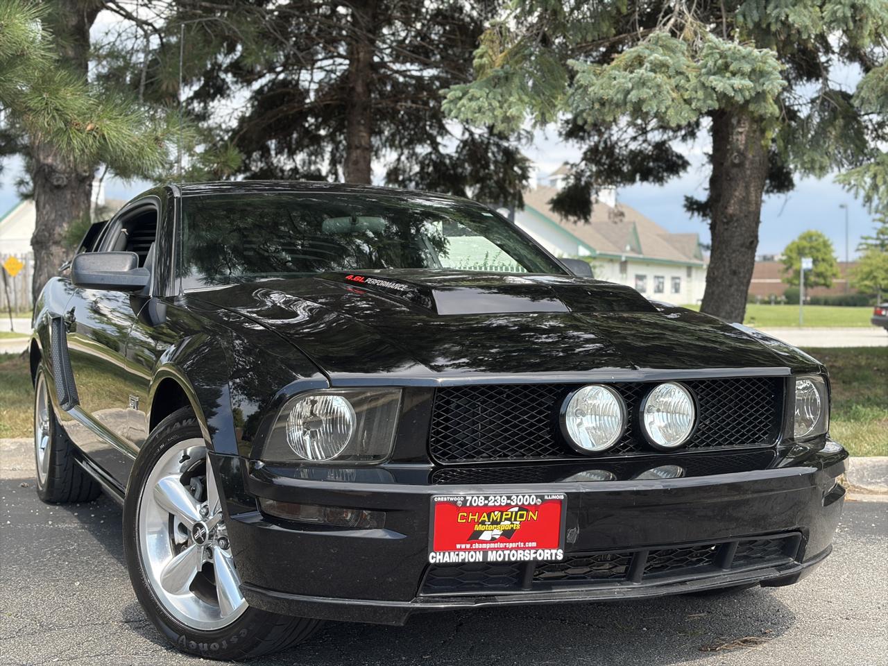 Ford Mustang 2dr Cpe GT Deluxe 2006