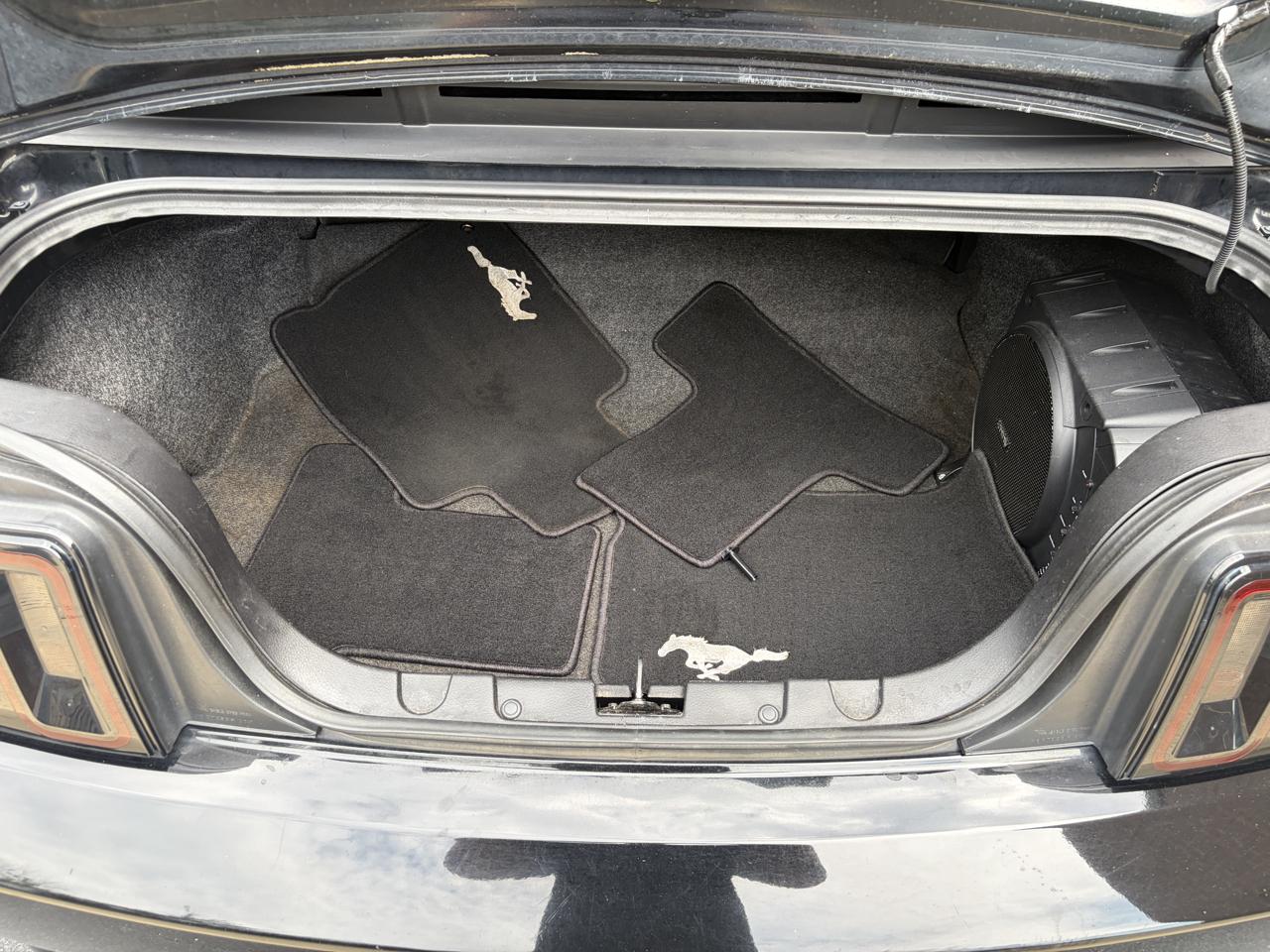 Ford Mustang 2dr Cpe GT Deluxe 2006