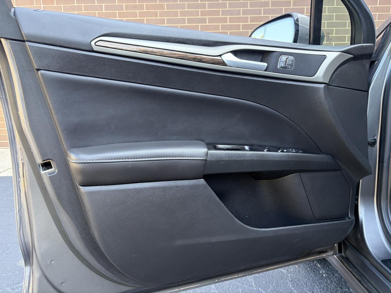 Ford Fusion 4dr Sdn SE FWD 2013