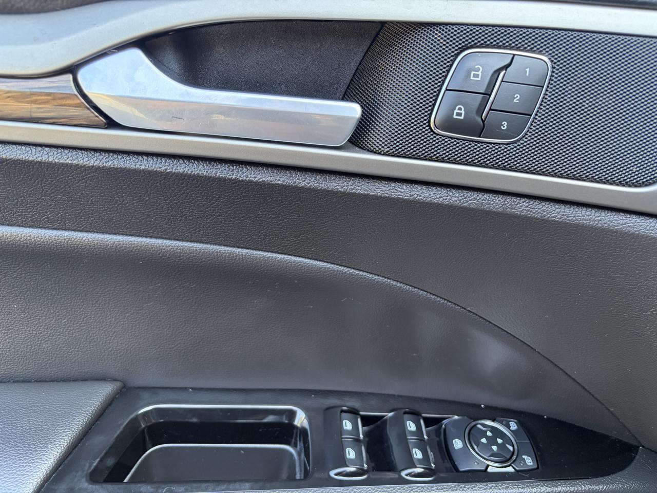 Ford Fusion 4dr Sdn SE FWD 2013