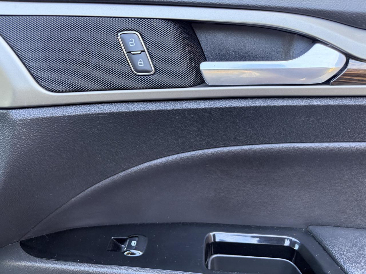 Ford Fusion 4dr Sdn SE FWD 2013