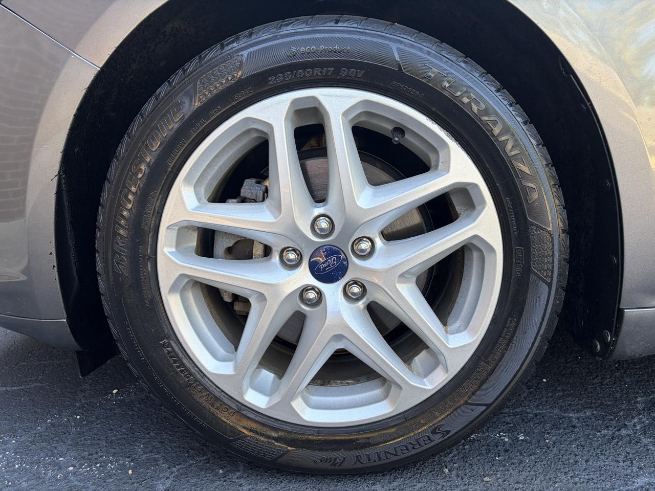 Ford Fusion 4dr Sdn SE FWD 2013