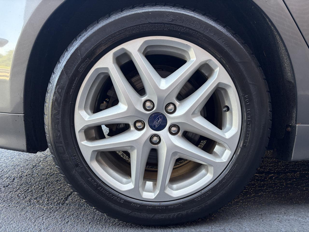 Ford Fusion 4dr Sdn SE FWD 2013