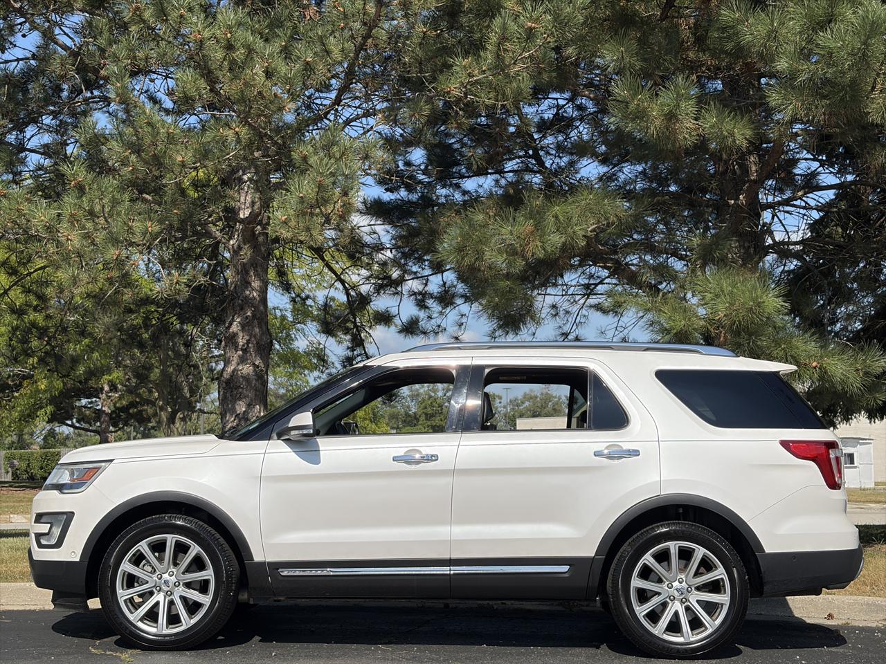 Ford Explorer Limited 4WD 2017