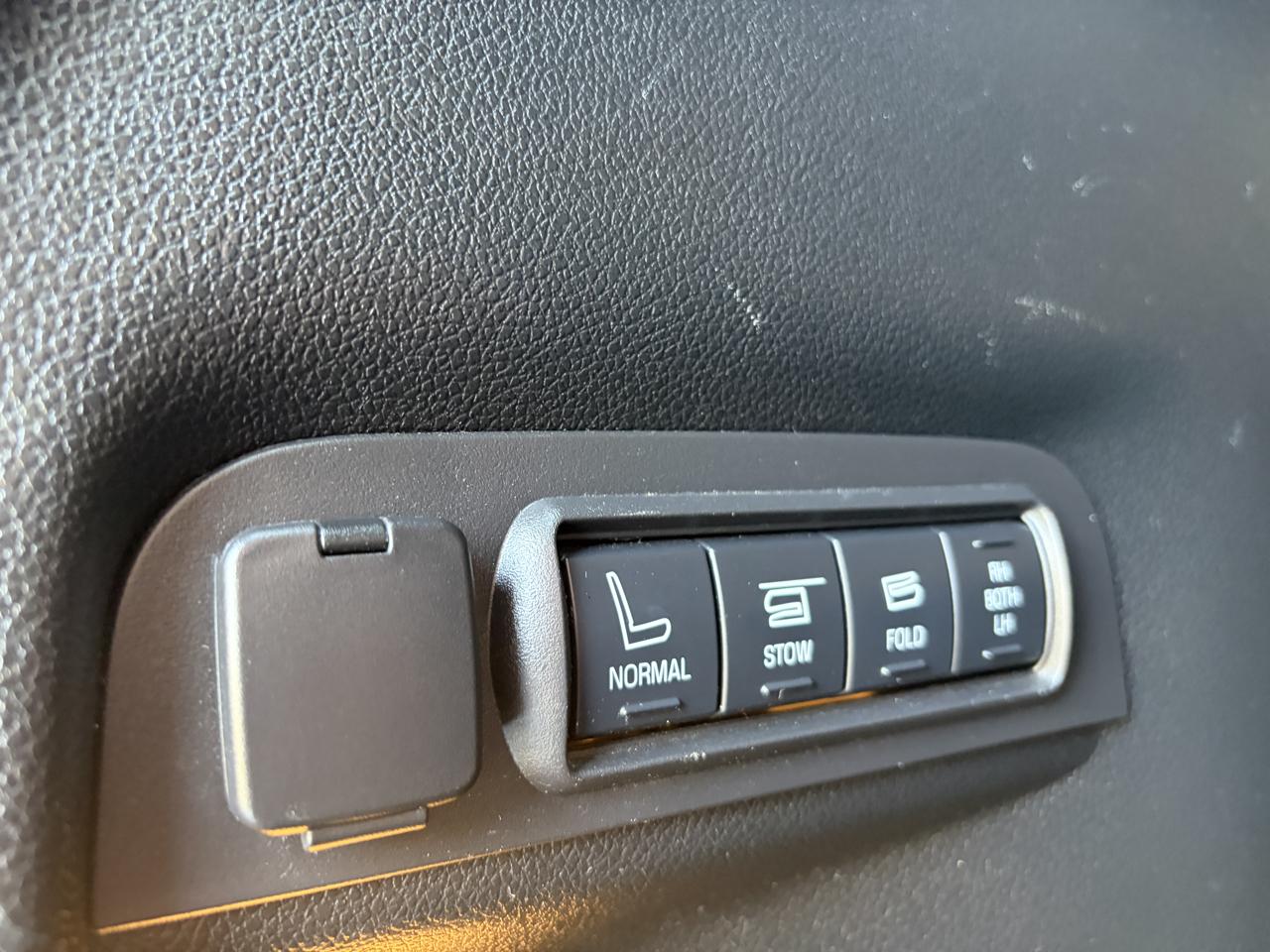 Ford Explorer Limited 4WD 2017