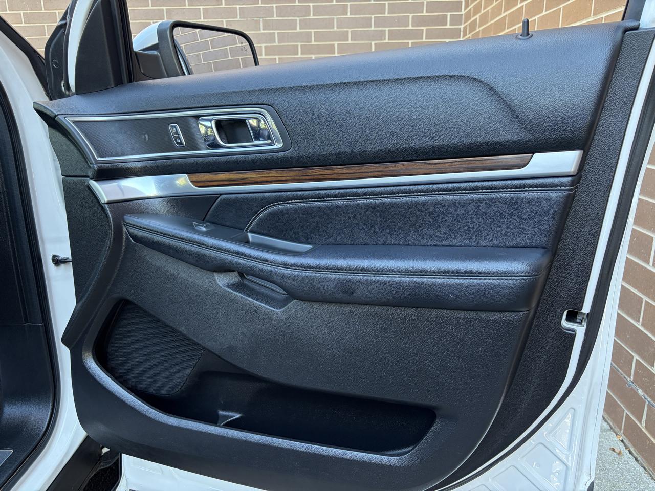 Ford Explorer Limited 4WD 2017
