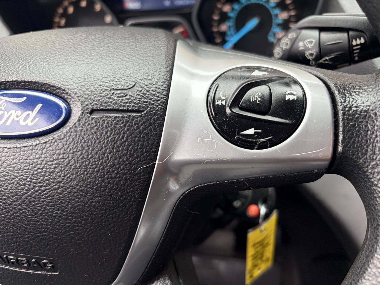 Ford Escape FWD 4dr SE 2015