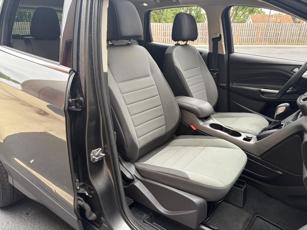 Ford Escape FWD 4dr SE 2015