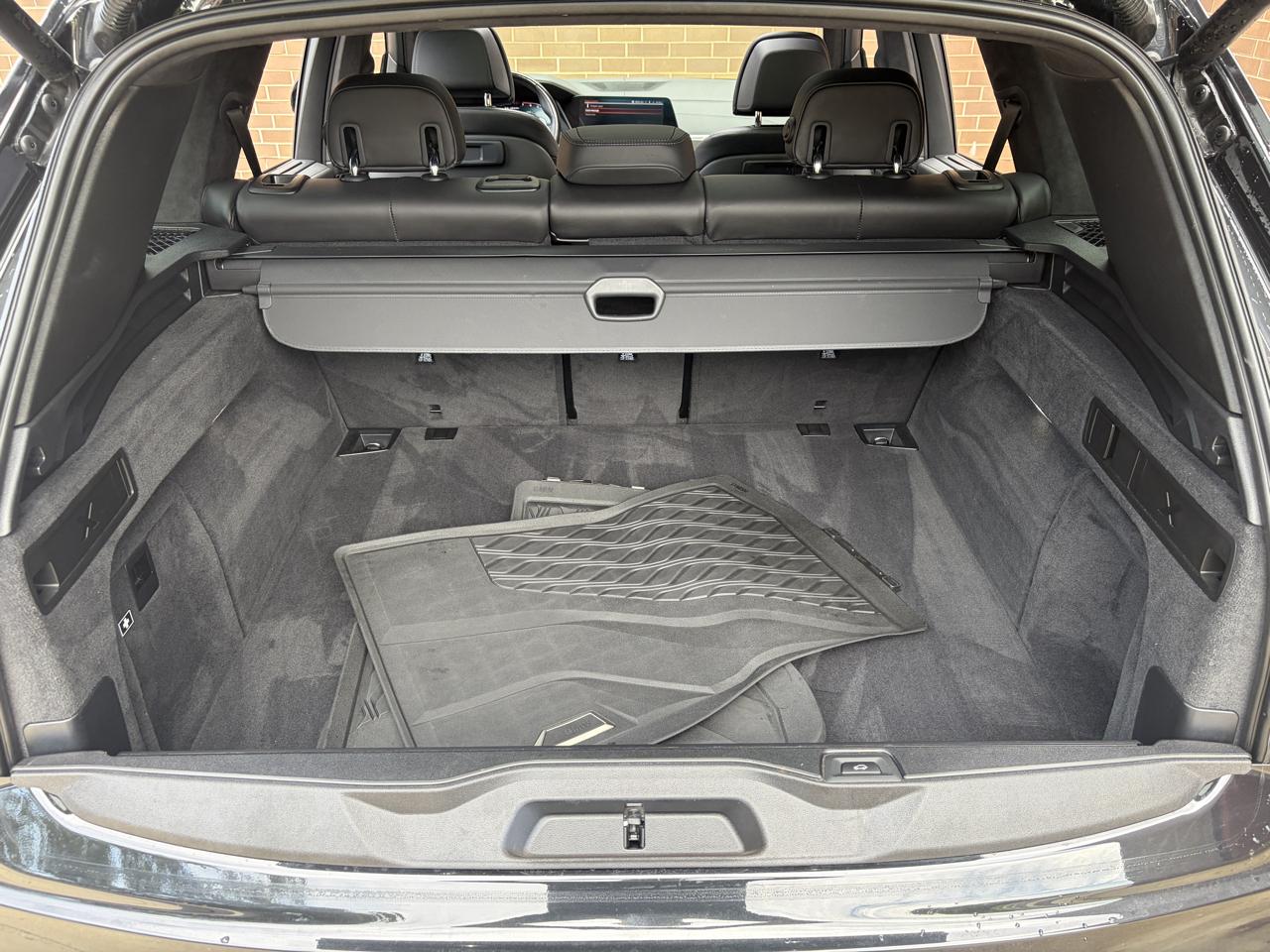 BMW X5 M50i Sports Activity Vehicle 2023