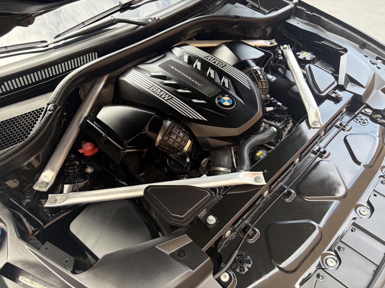 BMW X5 M50i Sports Activity Vehicle 2023