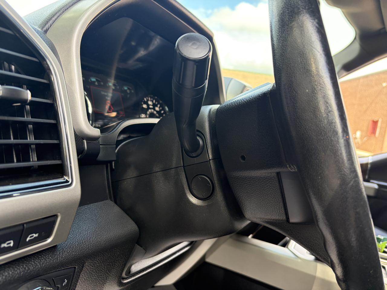 Ford F-150 Lariat 4WD SuperCrew 5.5' Box 2020