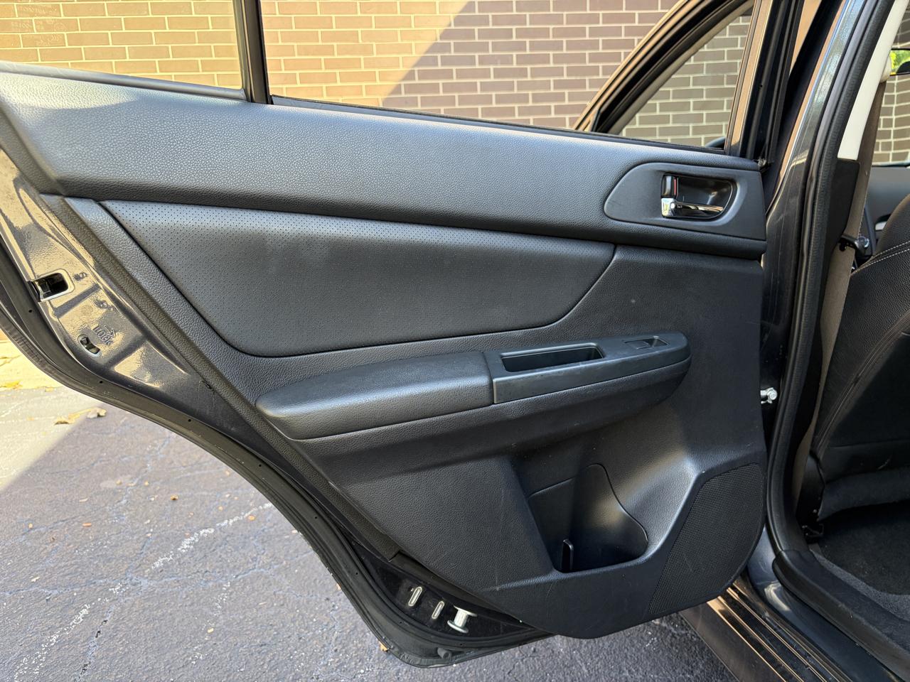 Subaru Impreza Wagon 5dr Auto 2.0i Sport Limited 2012