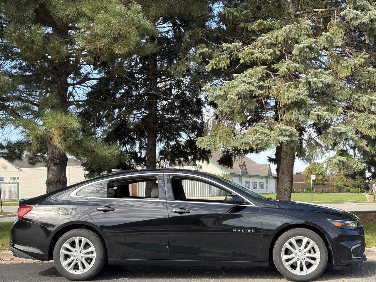 Chevrolet Malibu 4dr Sdn LT w/1LT 2017