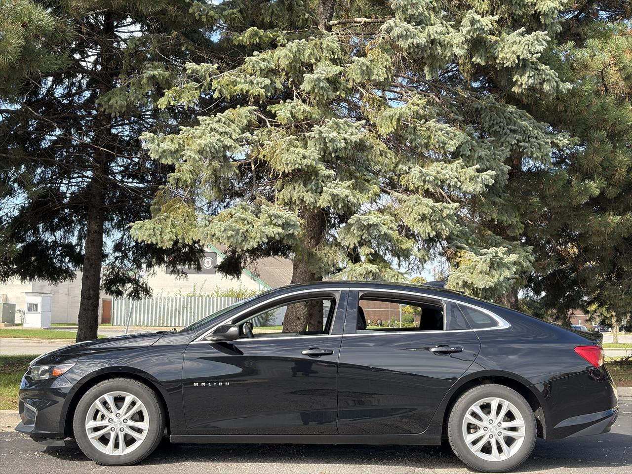 Chevrolet Malibu 4dr Sdn LT w/1LT 2017