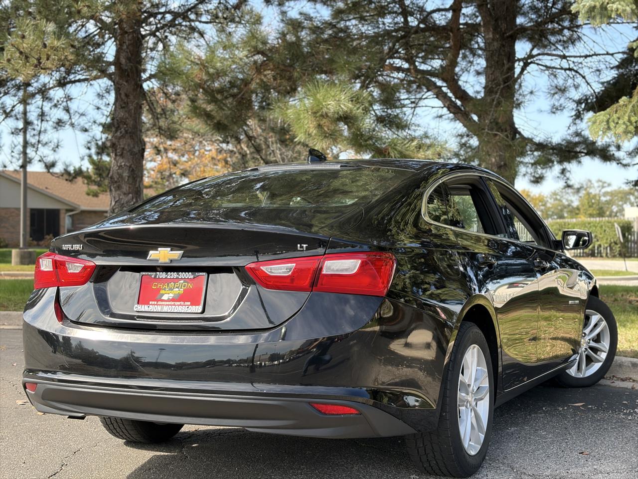 Chevrolet Malibu 4dr Sdn LT w/1LT 2017