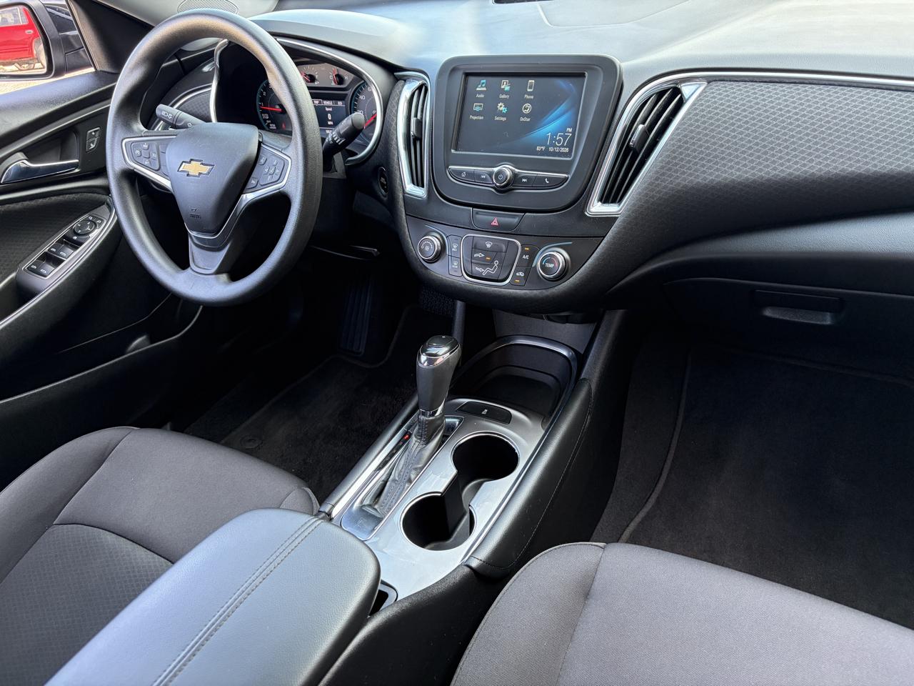 Chevrolet Malibu 4dr Sdn LT w/1LT 2017