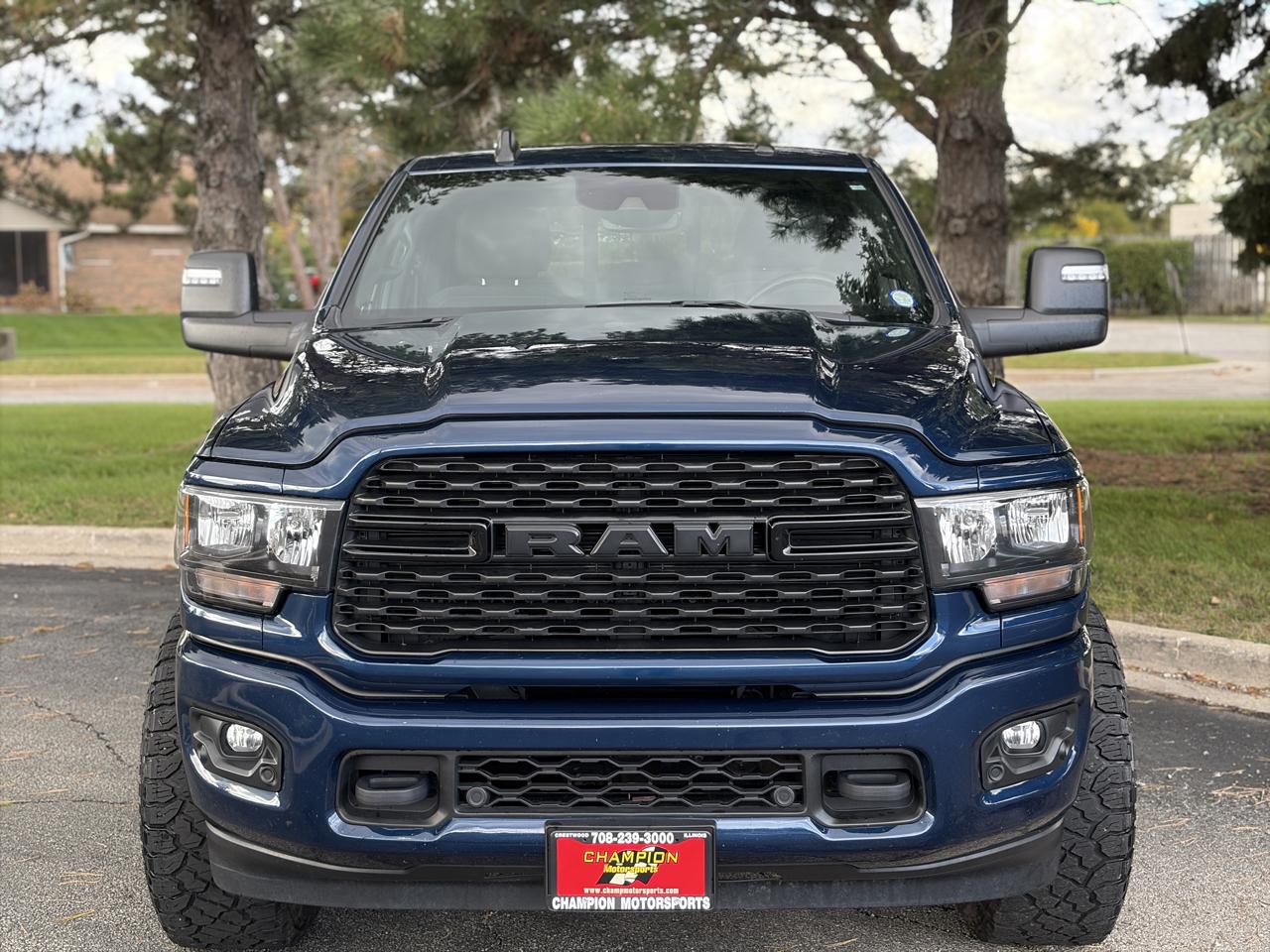 RAM 2500 Big Horn 4x4 Crew Cab 6'4" Box 2024