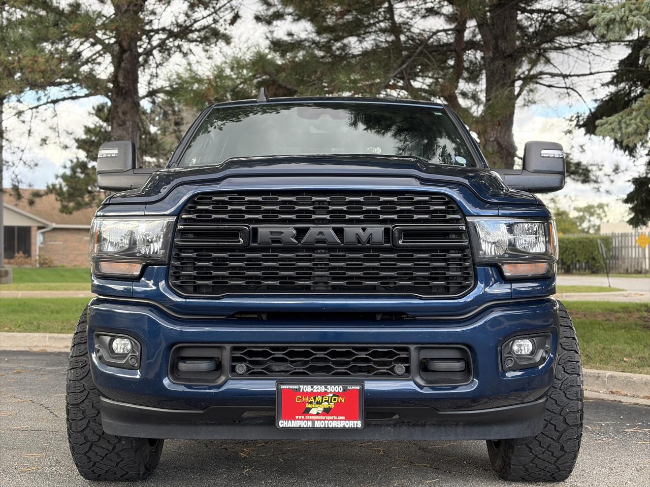 RAM 2500 Big Horn 4x4 Crew Cab 6'4" Box 2024